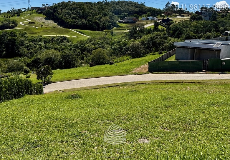 LOTE - COM ESTUDO DE PROJETO