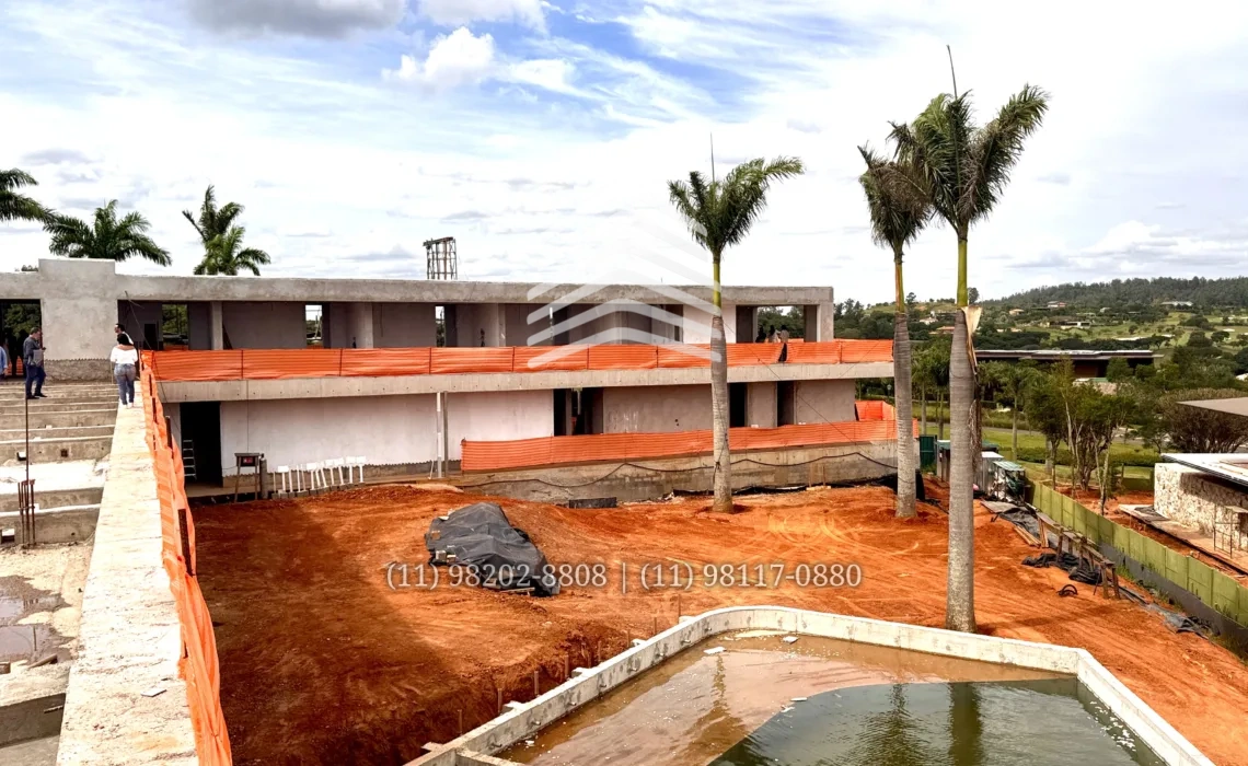 OBRA EM ANDAMENTO