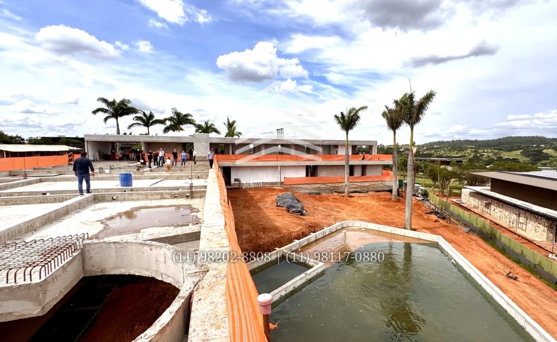 OBRA EM ANDAMENTO