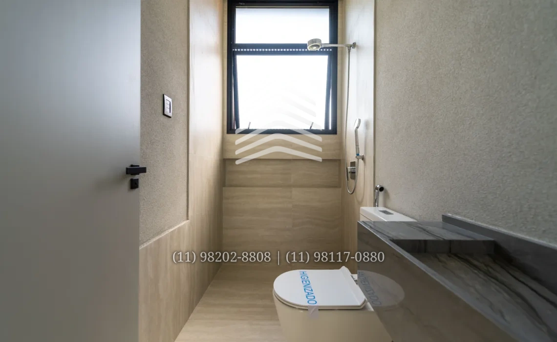 LAVABO COM CHUVEIRO